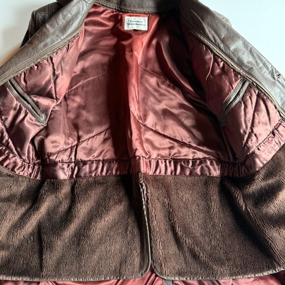 Vintage Brown Leather Trench Coat by The Leather Warehouse – Size 44 - Picture 2 of 10